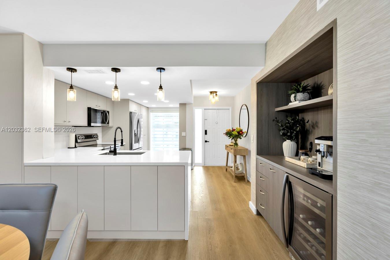 MEADOWRIDGE EAST CONDO - Residential