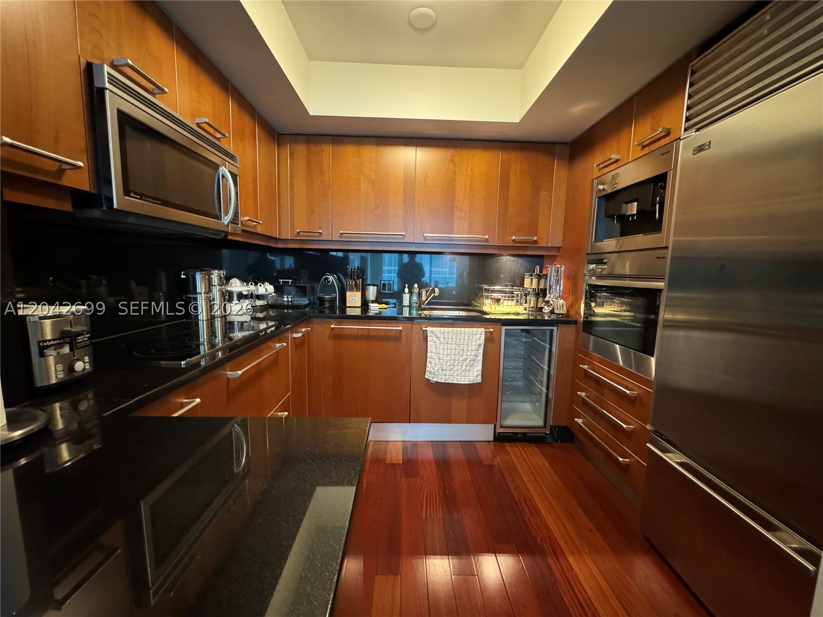 JADE RESIDENCES AT BRICKE - Residential