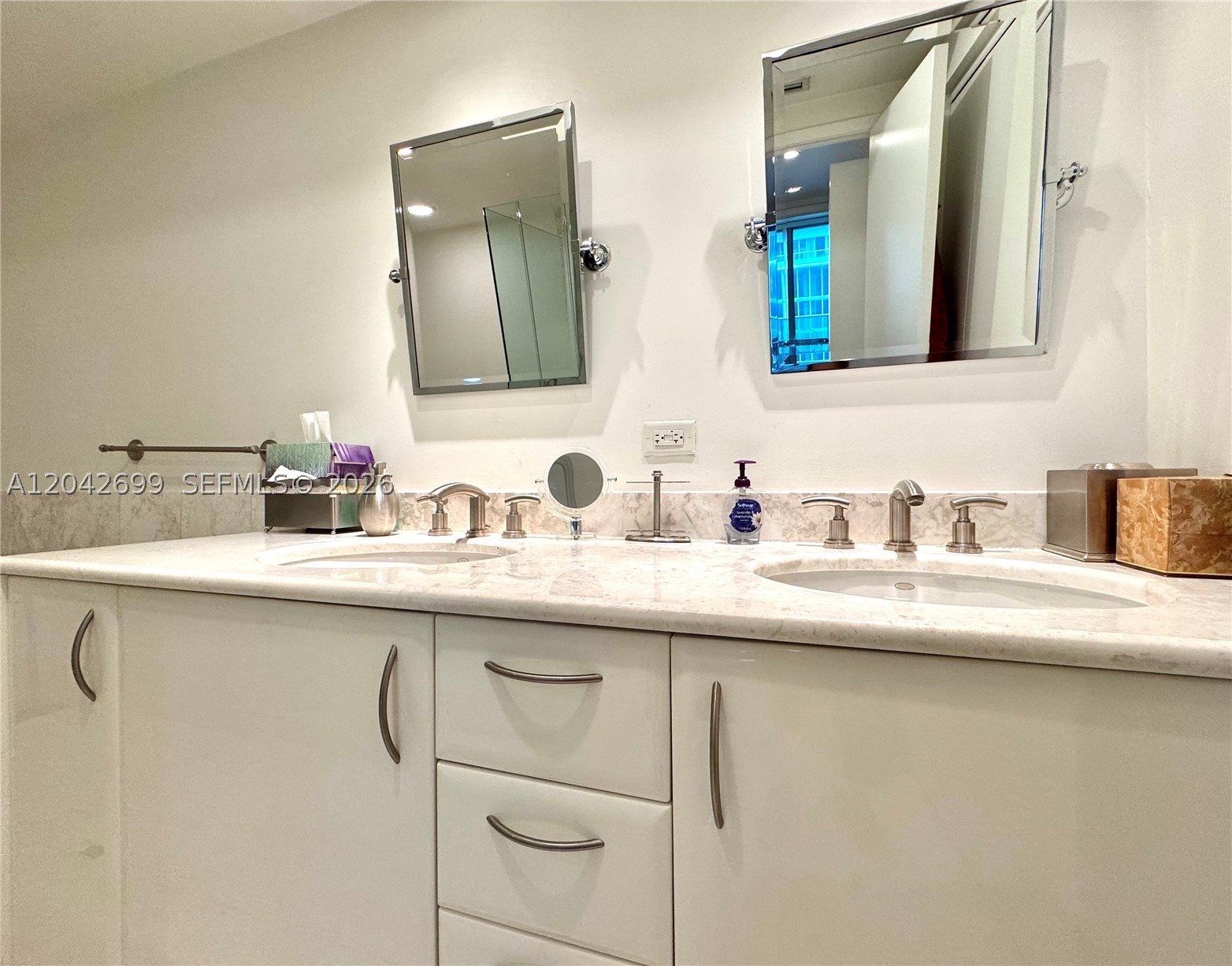 JADE RESIDENCES AT BRICKE - Residential