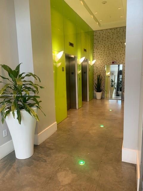 THE LOFT DOWNTOWN II COND - Residential