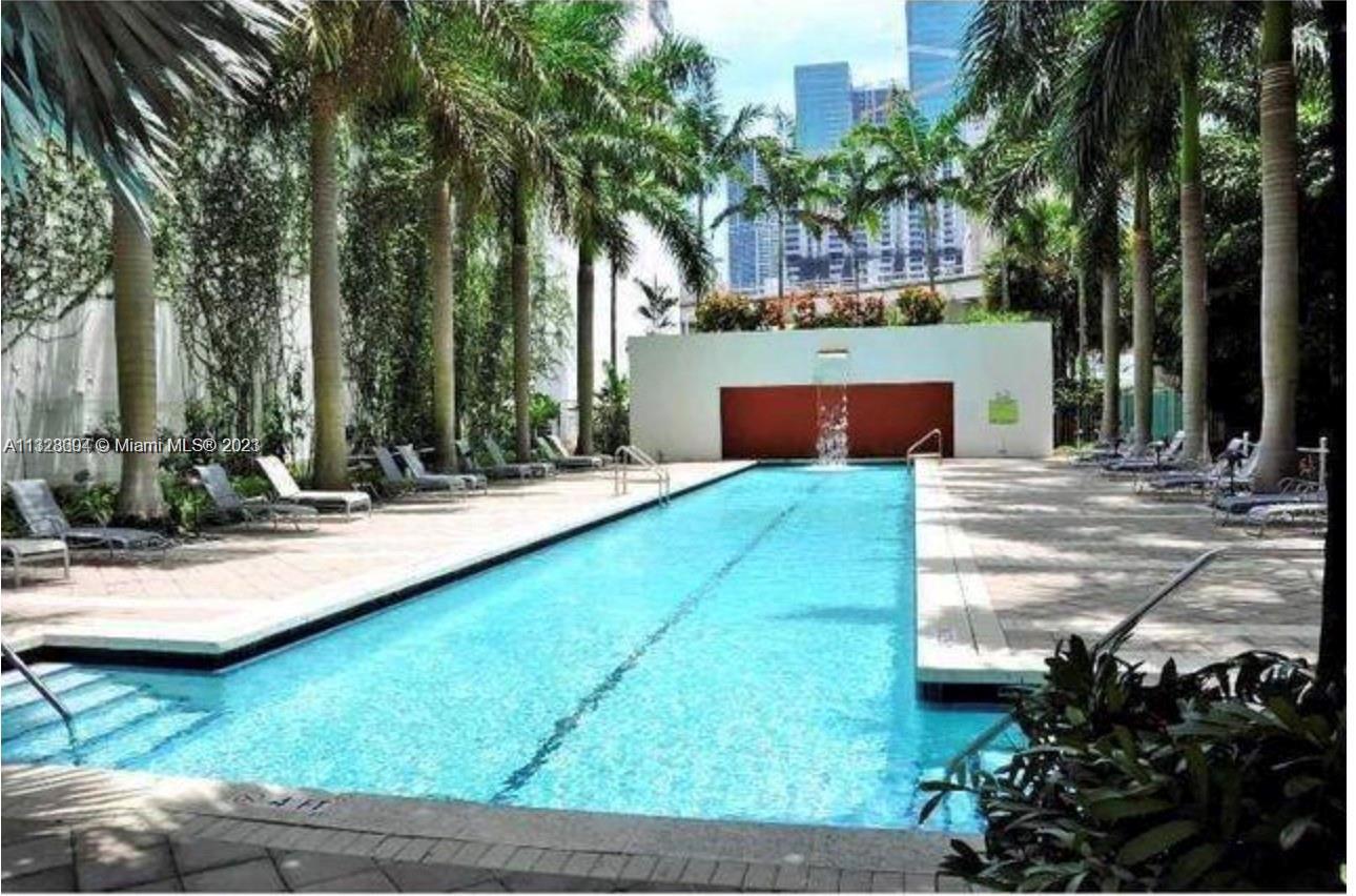 THE LOFT DOWNTOWN II COND - Residential