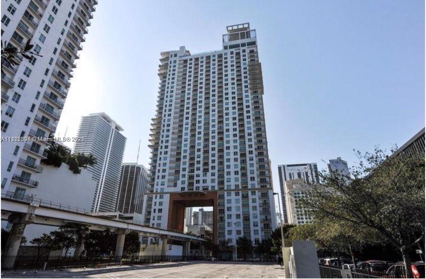 THE LOFT DOWNTOWN II COND - Residential