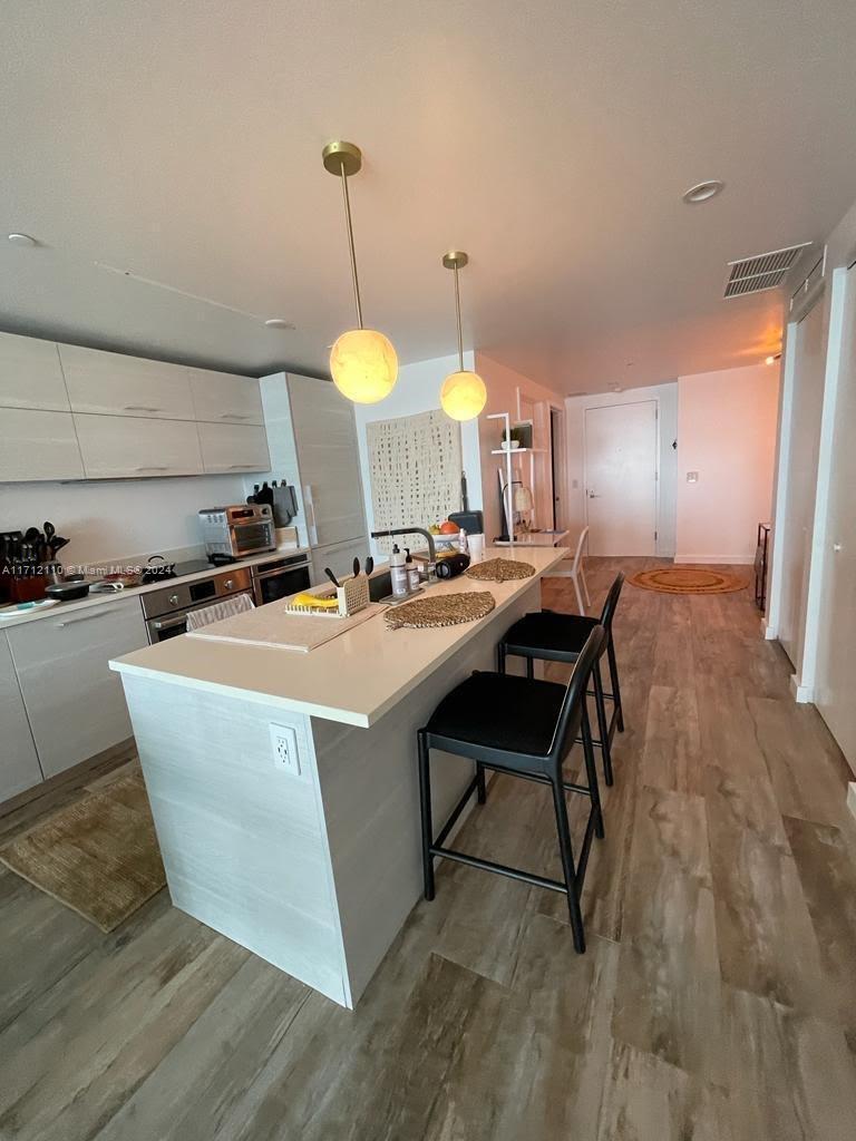 PARAISO BAY CONDO - Residential