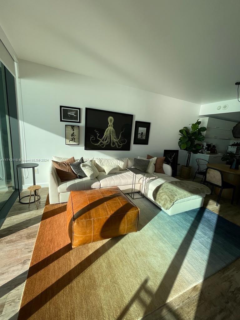 PARAISO BAY CONDO - Residential