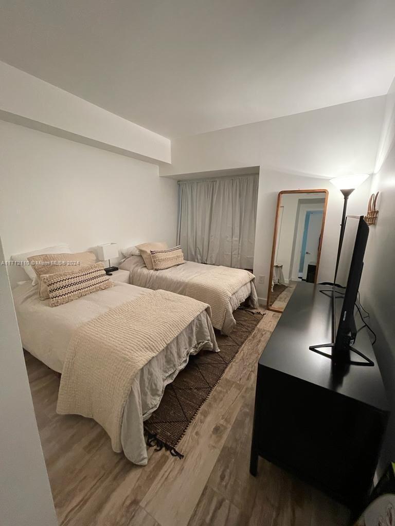 PARAISO BAY CONDO - Residential