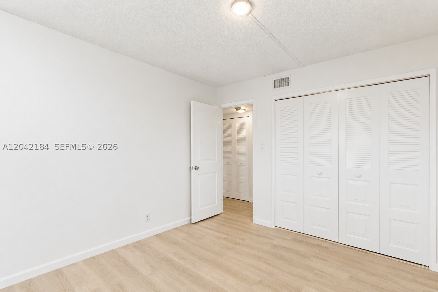 ORIOLE GARDENS 33 CONDO - Residential Lease