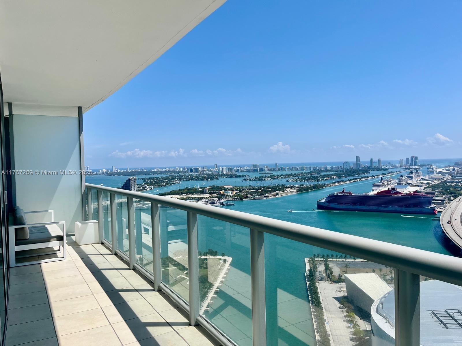 MARINABLUE CONDO - Residential