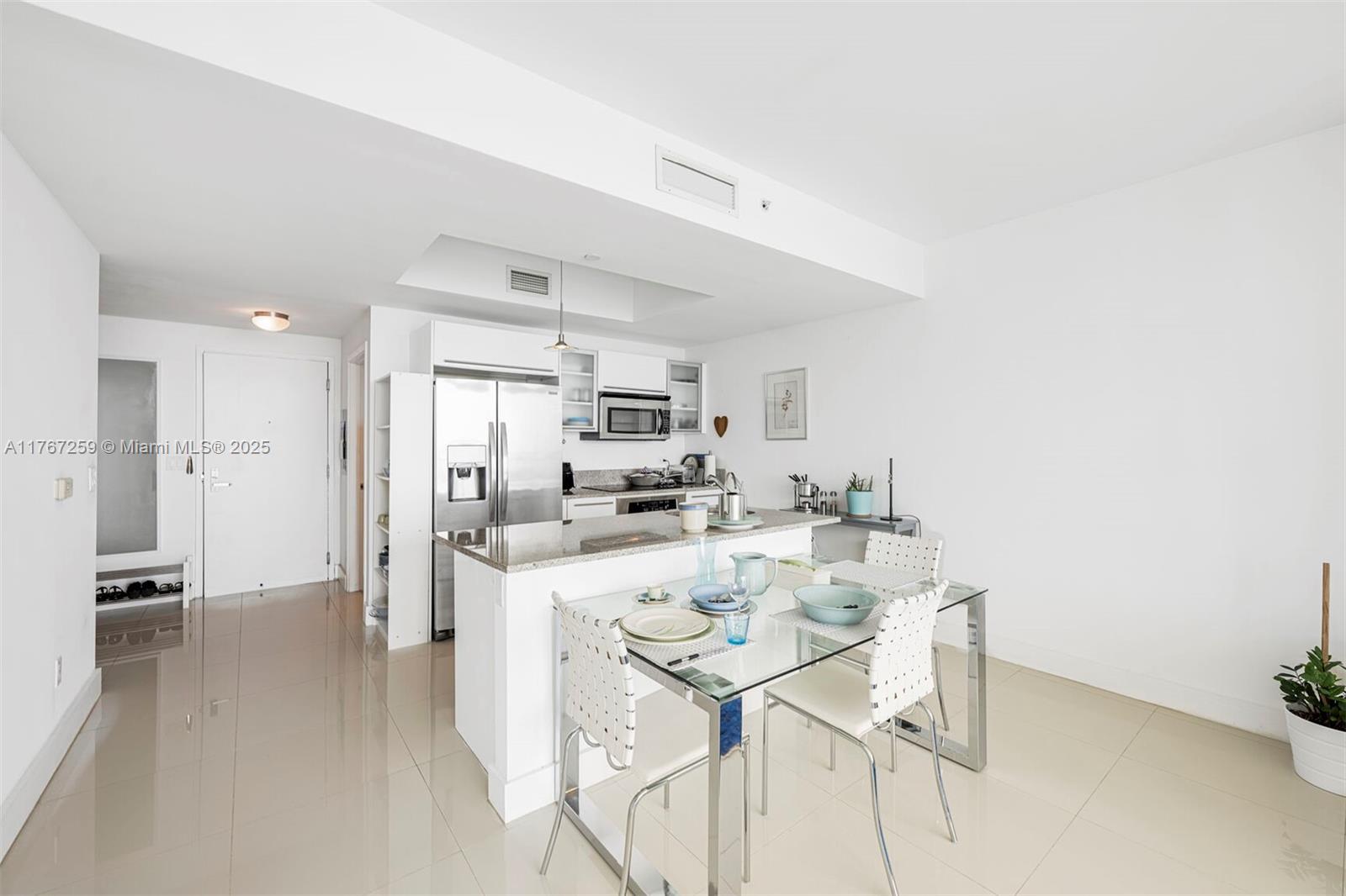 MARINABLUE CONDO - Residential