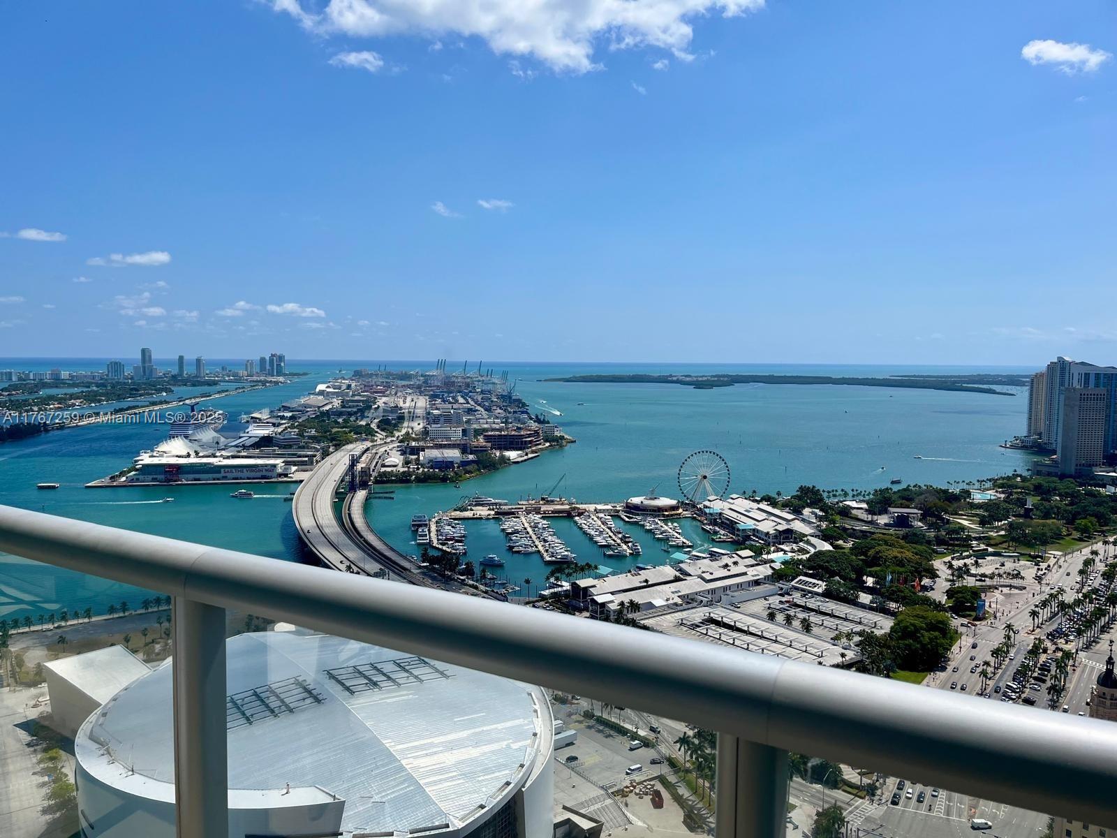 MARINABLUE CONDO - Residential