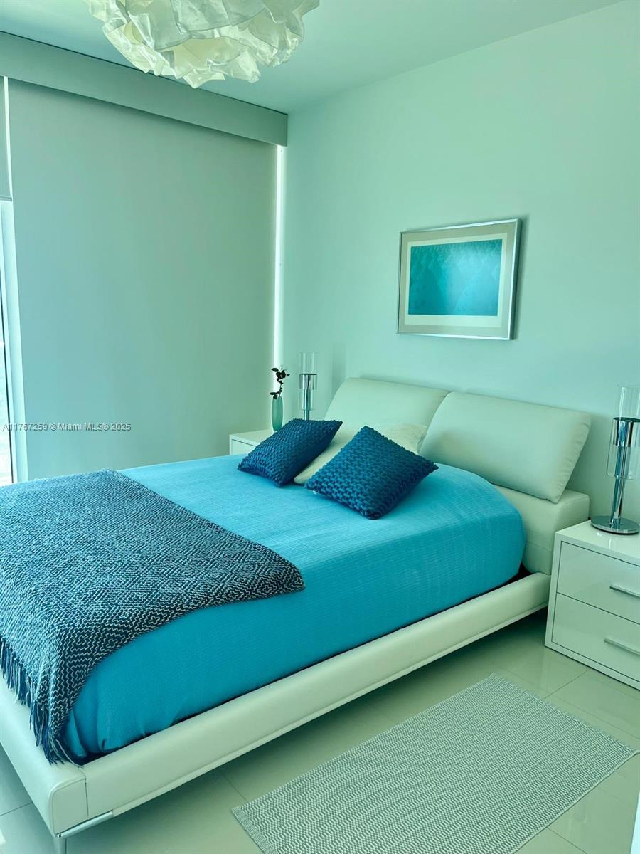 MARINABLUE CONDO - Residential