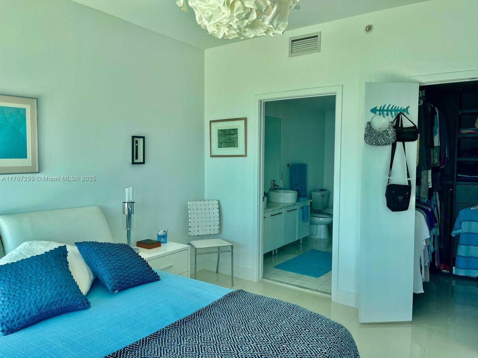 MARINABLUE CONDO - Residential