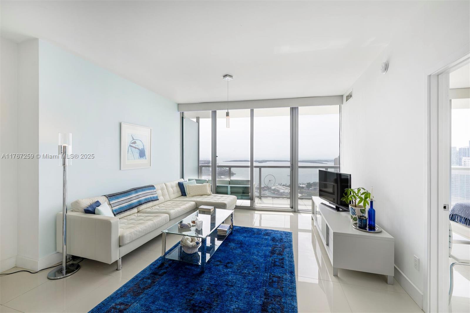 MARINABLUE CONDO - Residential
