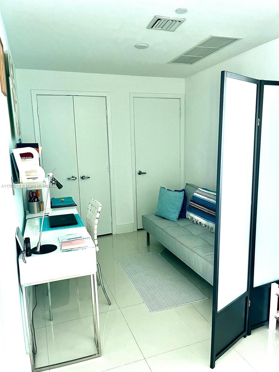 MARINABLUE CONDO - Residential