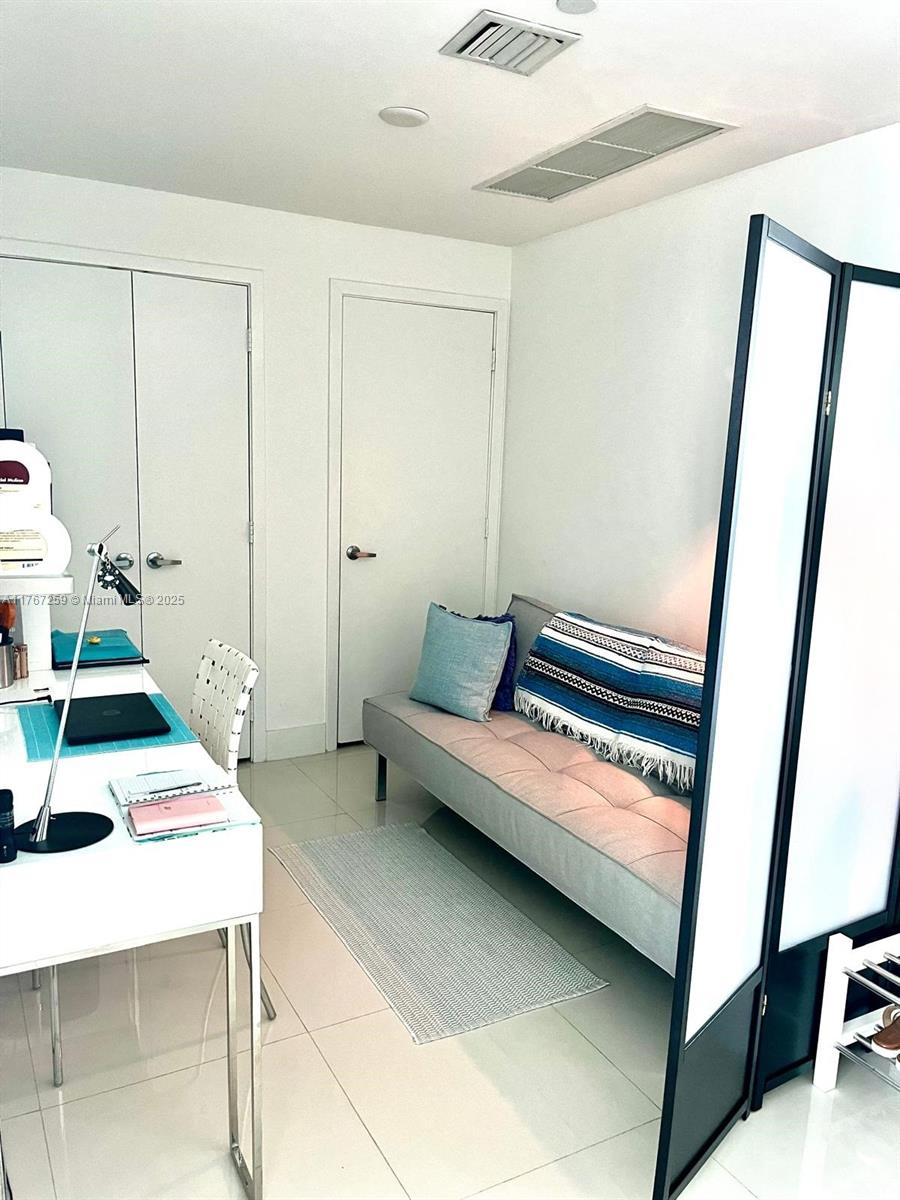 MARINABLUE CONDO - Residential