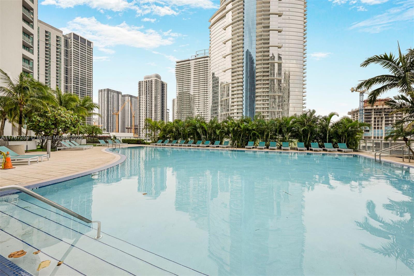 MARINABLUE CONDO - Residential