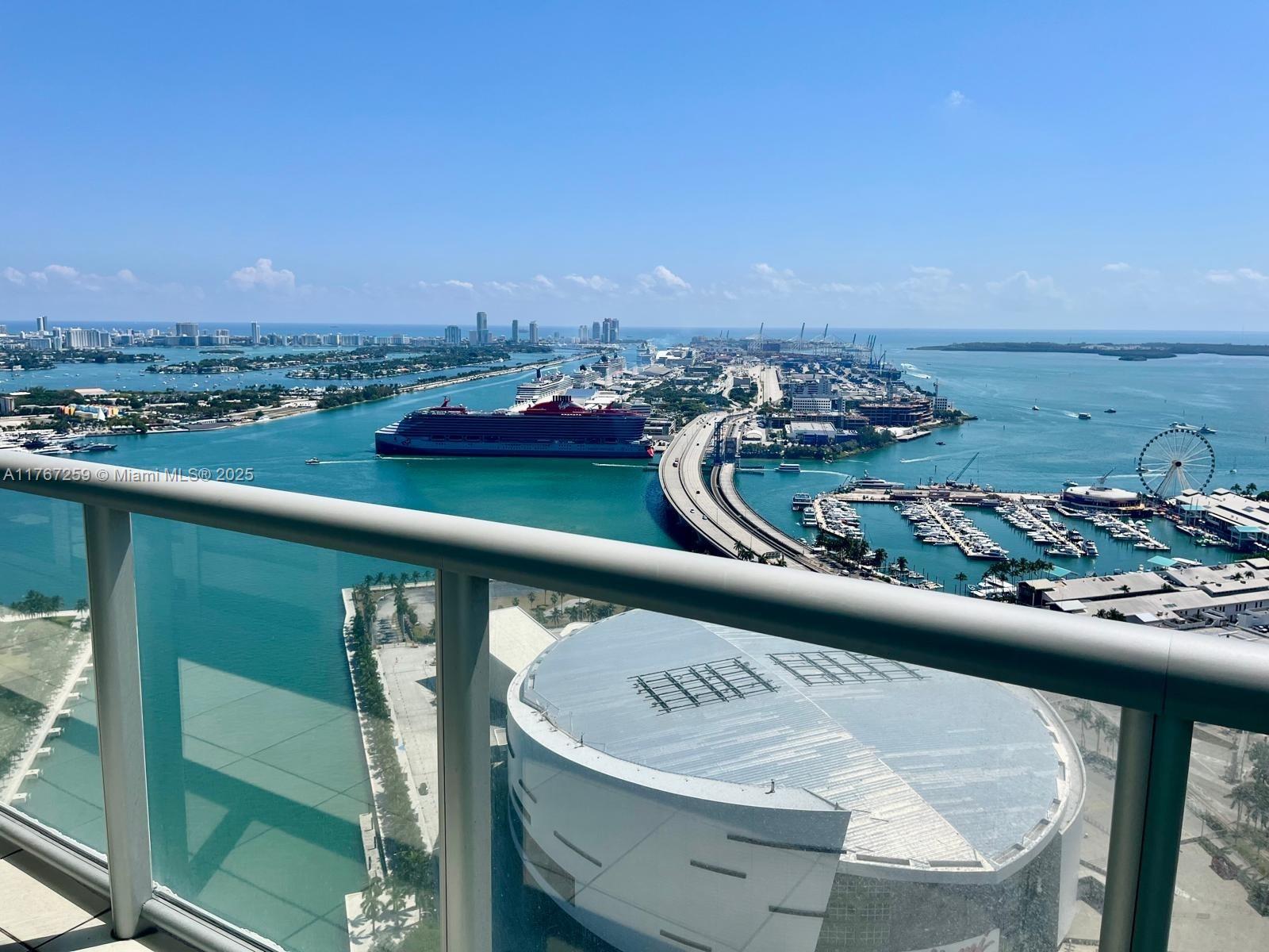 MARINABLUE CONDO - Residential