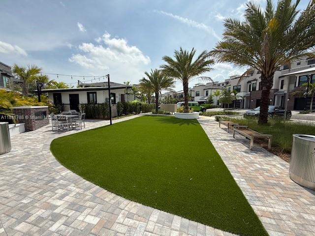 AMERICAN EXPRESS TRACT - Residential Lease