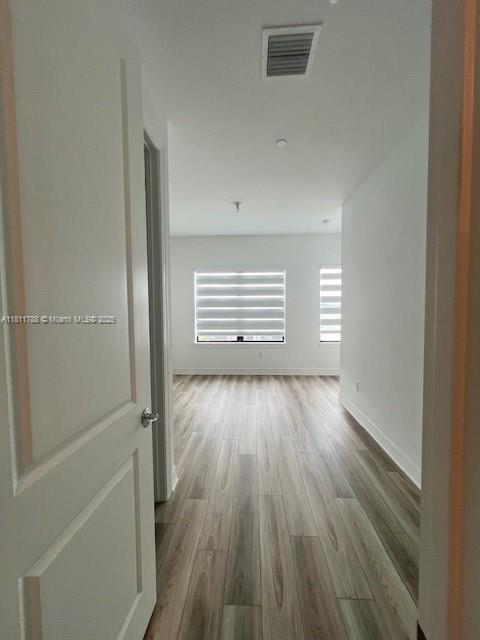 AMERICAN EXPRESS TRACT - Residential Lease