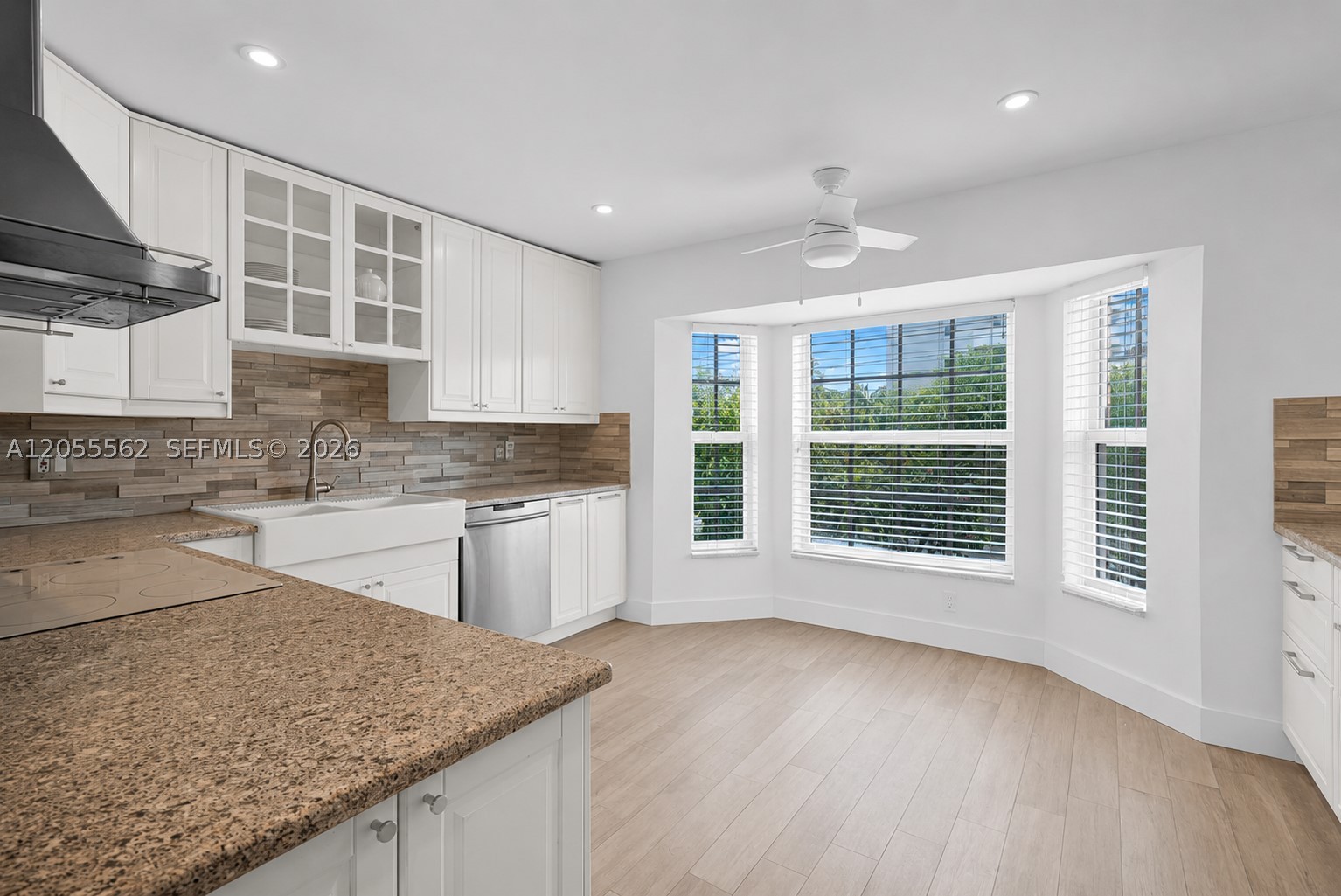 HOLLYWOOD CENTRAL BEACH - Residential