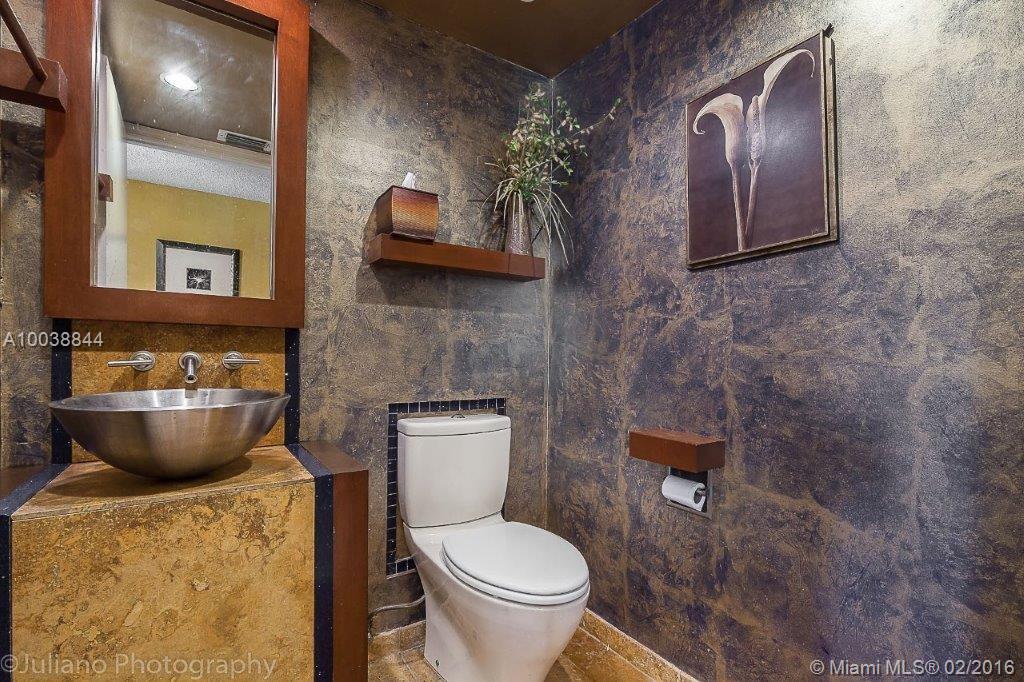 The Landings 140-22 B - Residential