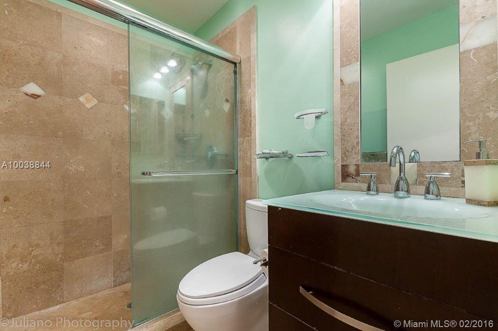 The Landings 140-22 B - Residential