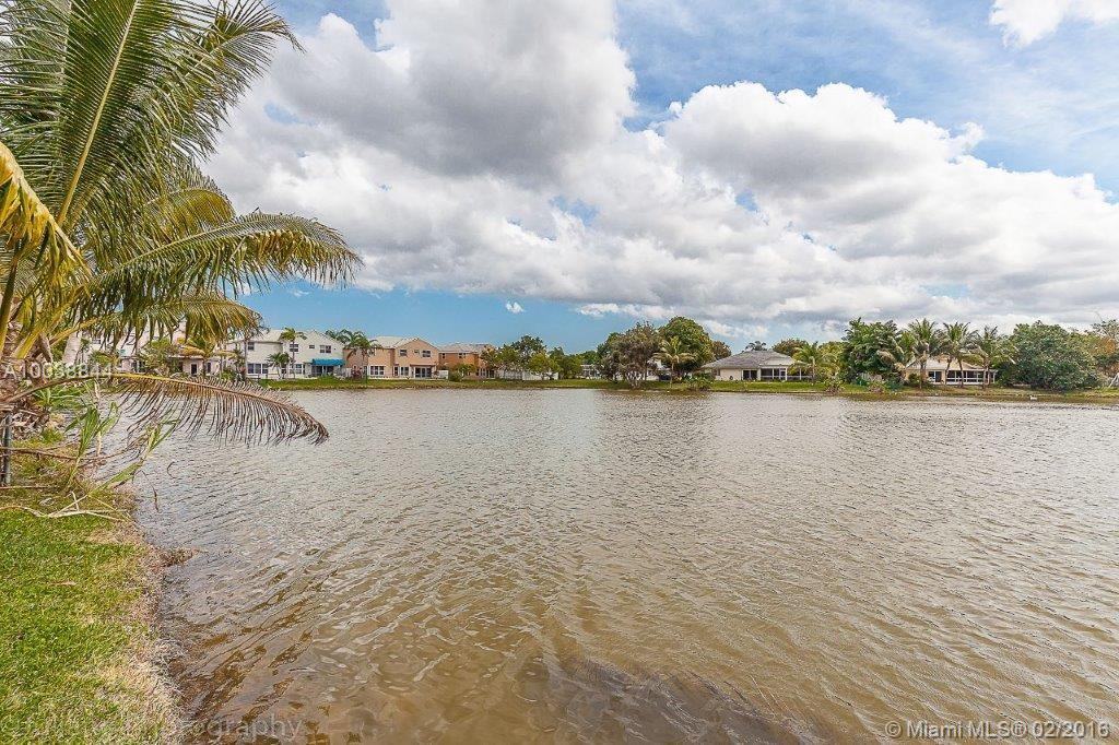 The Landings 140-22 B - Residential