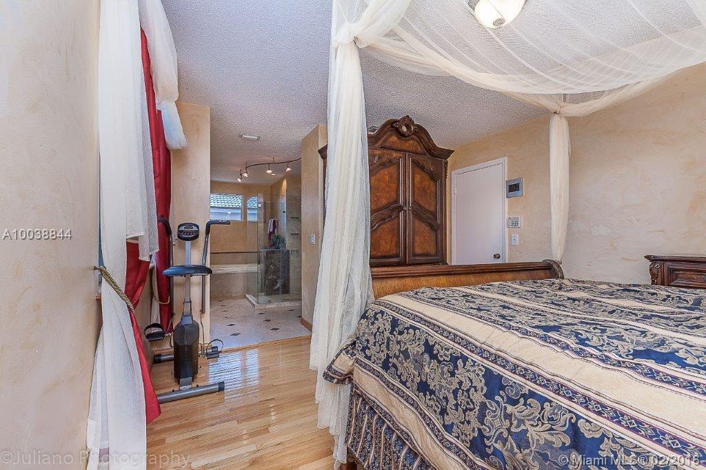 The Landings 140-22 B - Residential