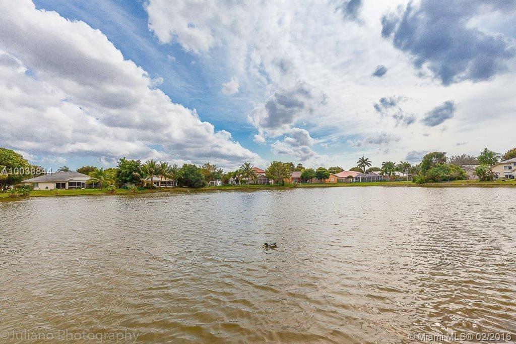 The Landings 140-22 B - Residential