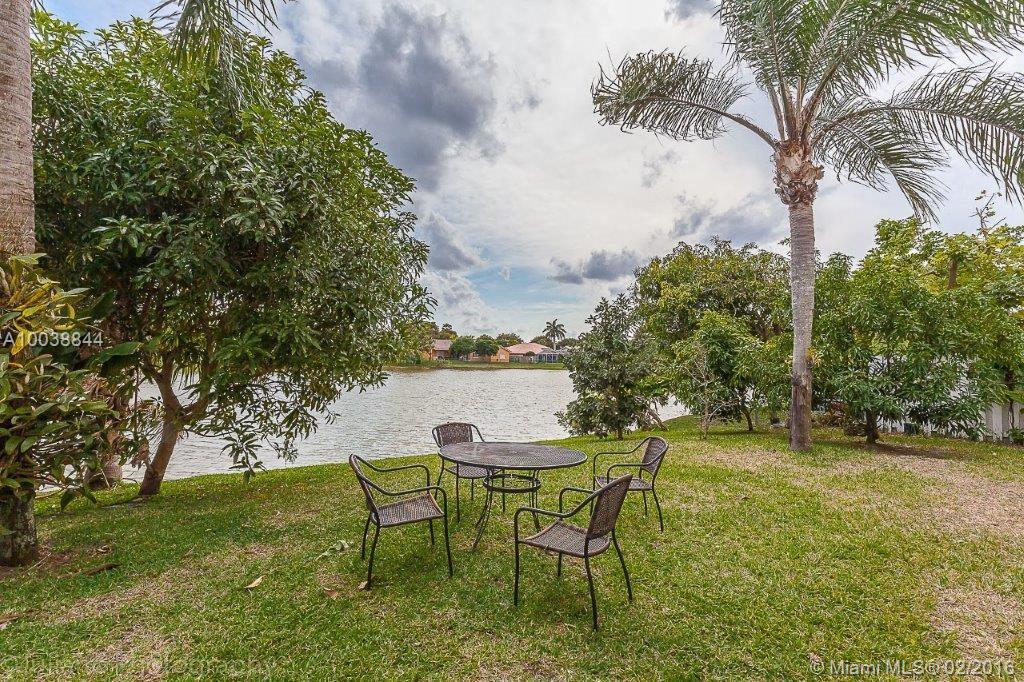 The Landings 140-22 B - Residential