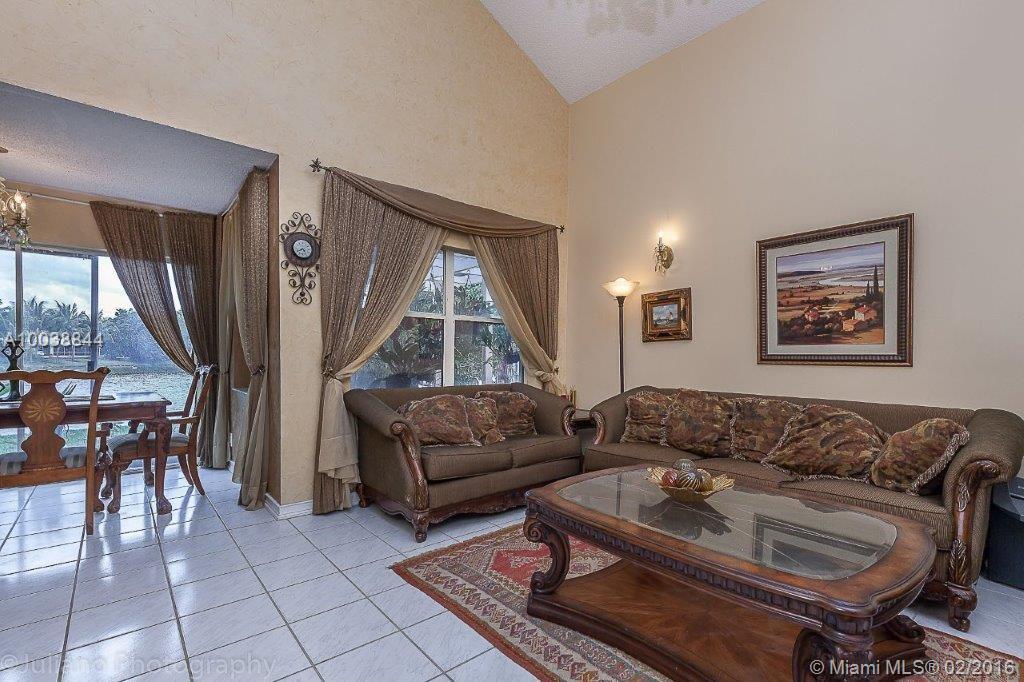 The Landings 140-22 B - Residential