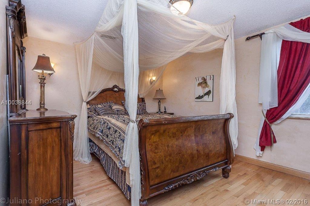 The Landings 140-22 B - Residential
