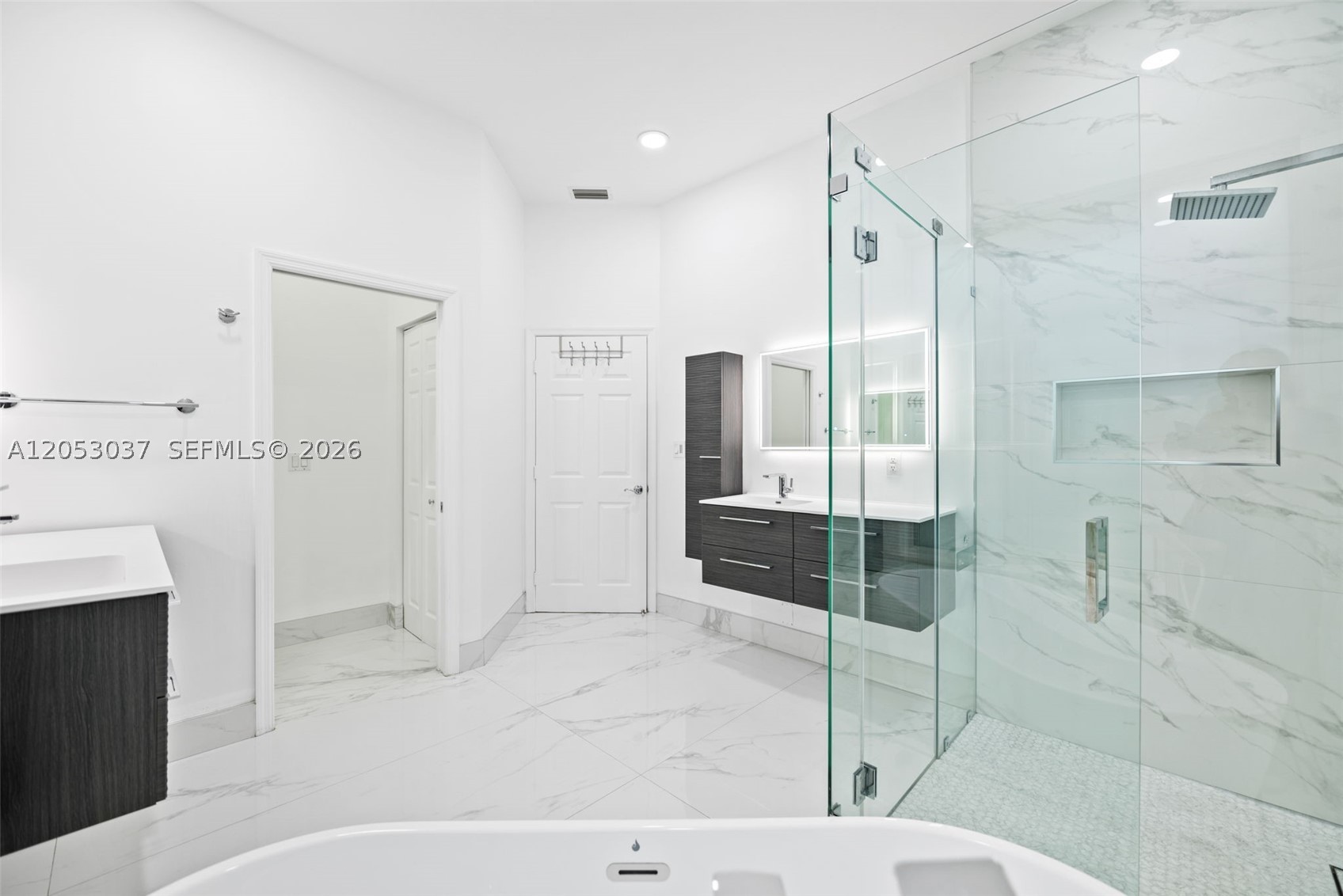 SECTOR 7 - PARCELS F G H - Residential Lease