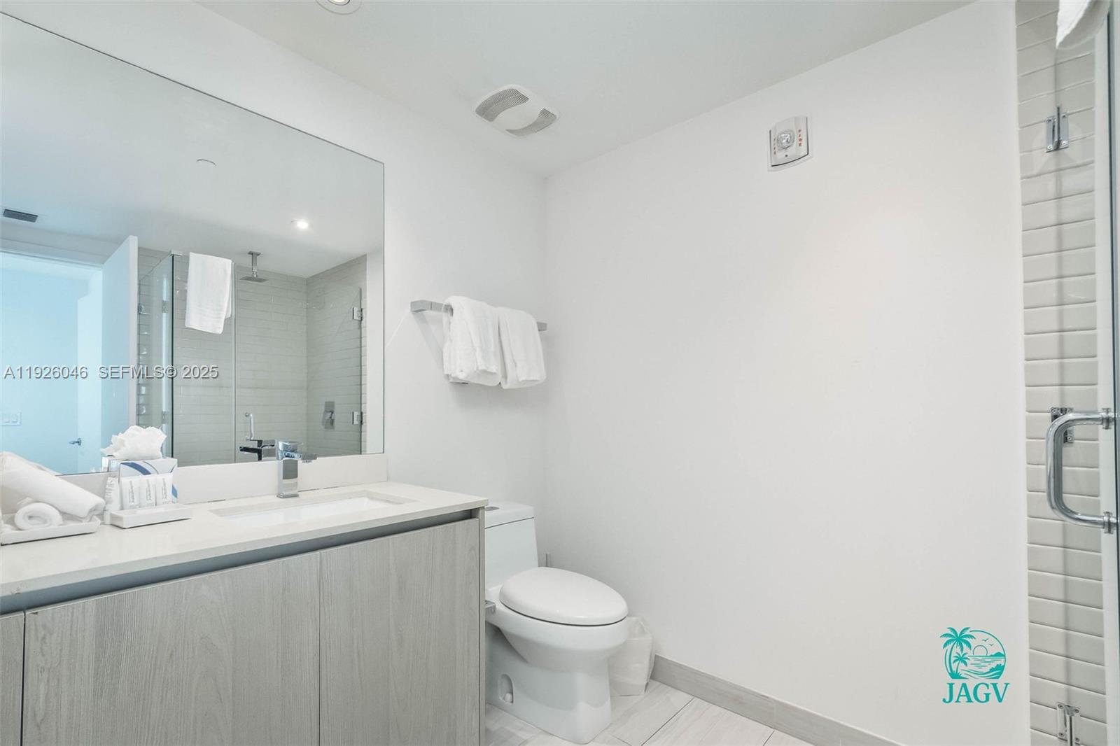 4010 SOUTH OCEAN CONDO - Residential