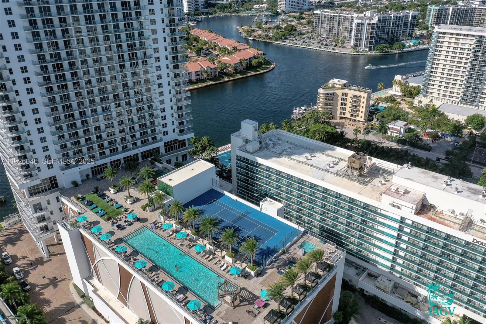 4010 SOUTH OCEAN CONDO - Residential