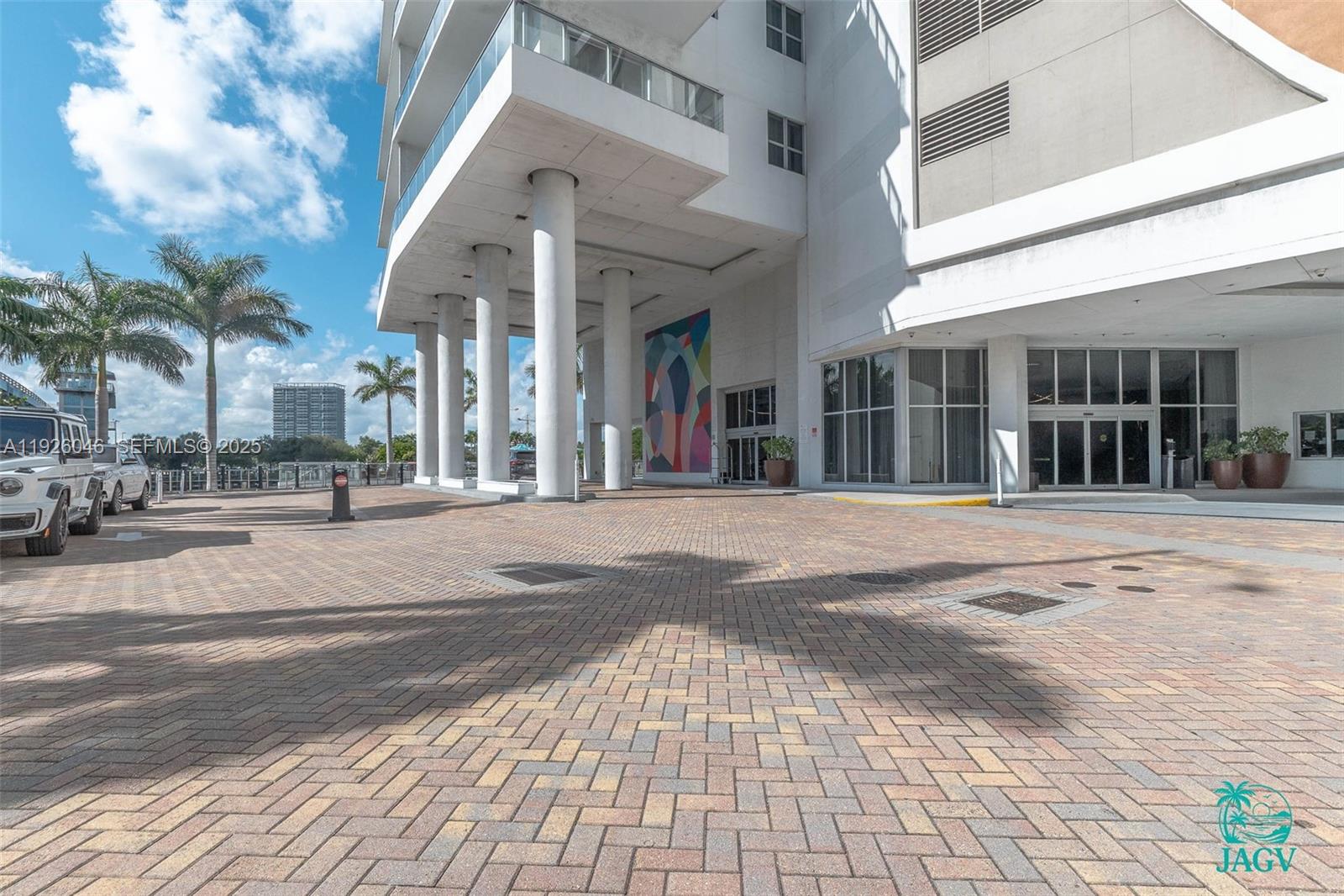 4010 SOUTH OCEAN CONDO - Residential
