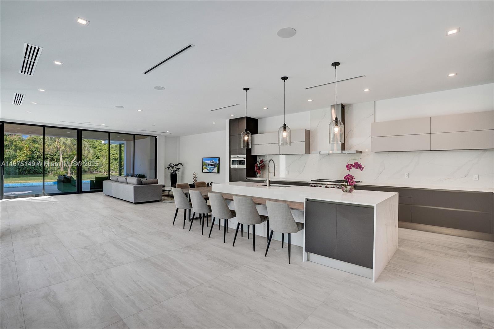 BRIERCLIFF SUB - Residential