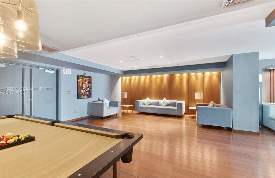 ONE MIAMI EAST CONDO - Residential