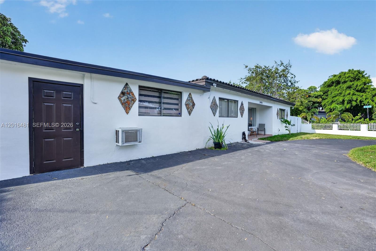 CARLILE TERRACE - Residential
