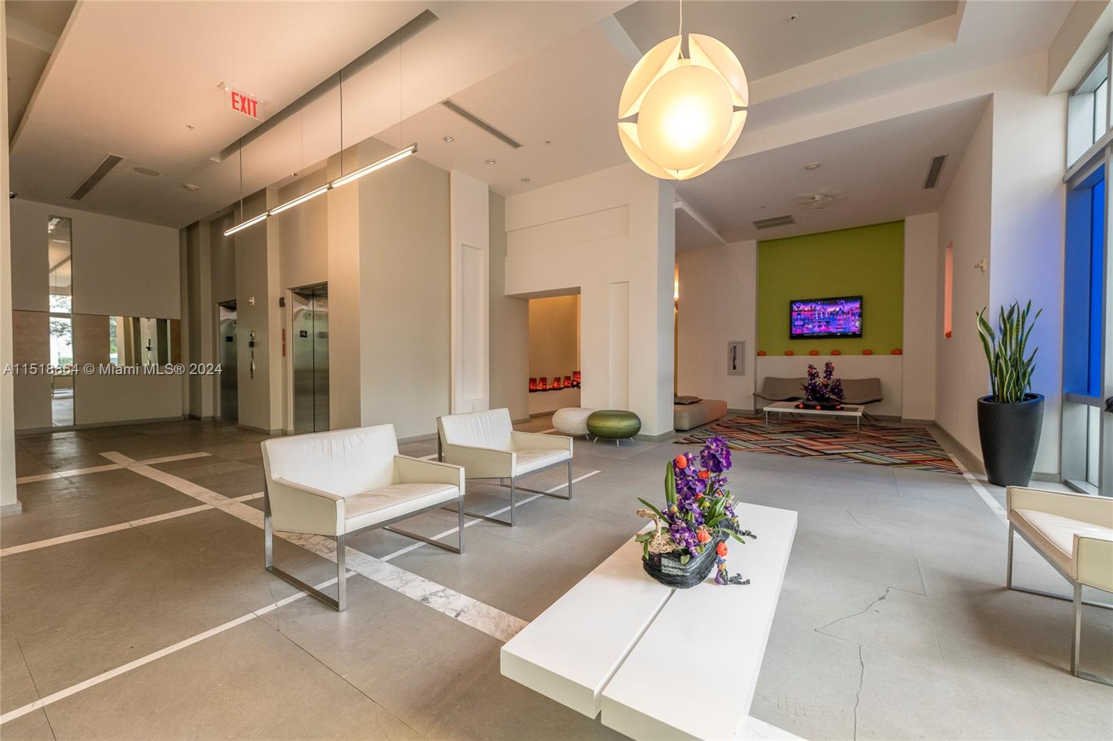 GALLERY ART CONDO - Residential Lease