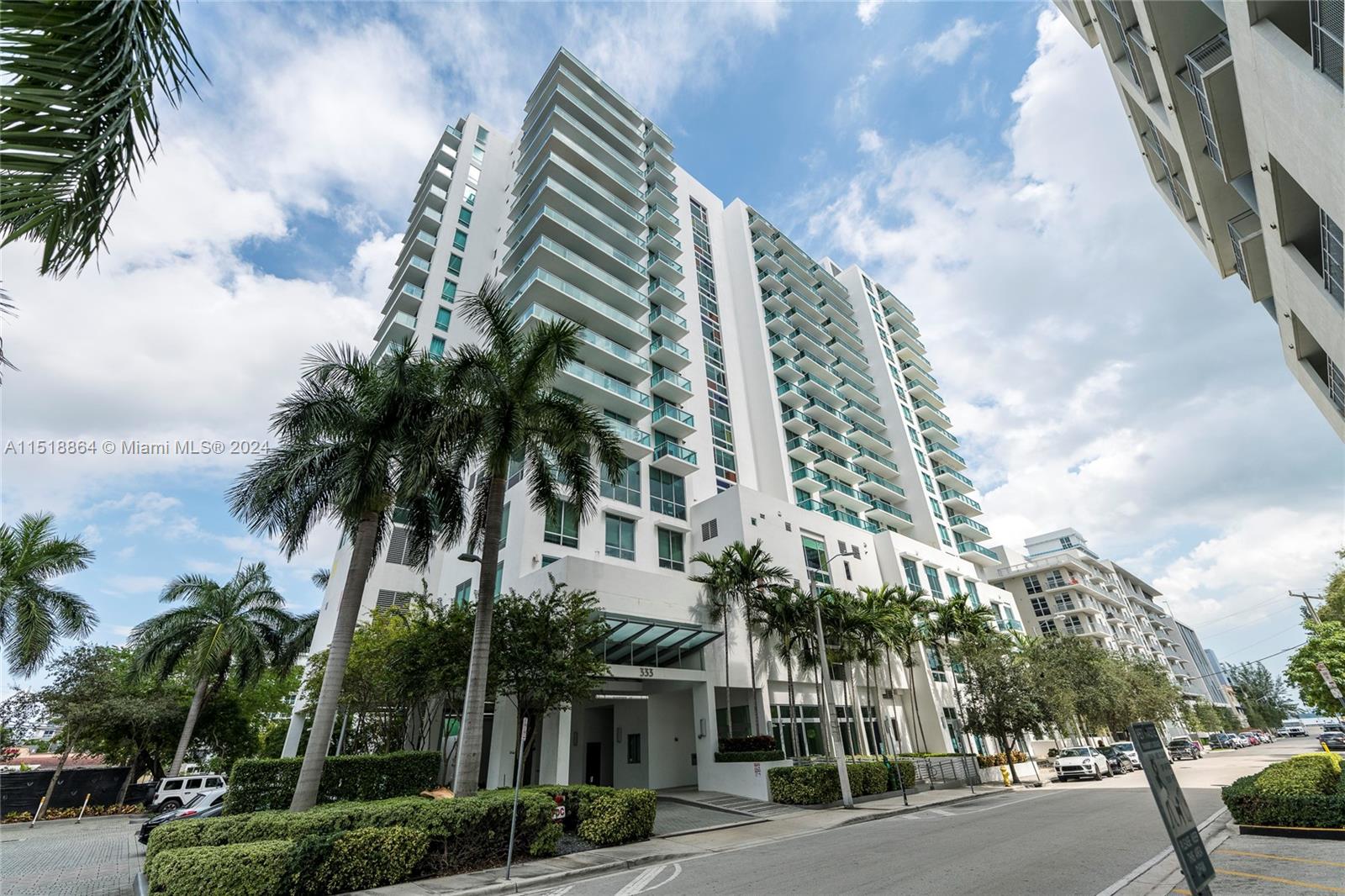 1/1 with balcony overlooking the pool and city skyline views! Unit has a balcony facing North with partial bay views. Stainless Steel appliances with modern kitchen cabinets. Two closets in bedroom (one walk-in) and linen closet in corridor. Washer and Dryer in unit. Mondrian inspired building with a lovely ambience lobby, has a beautiful infinity pool with jacuzzi and ample sundeck, also offers sauna rooms, spacious party room and GYM. 24hrs Front Desk personnel. Centrally located on the Edgewater area and very close to Midtown, Art District, and Downtown. Unit is professionally managed throughout the entire lease. Unit is professionally managed throughout the entire lease. Renter's insurance, 1st month's rent and 2 months security deposit to move in.