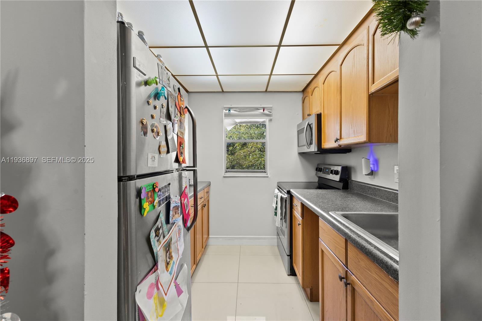 VILLAGE SQUARE CONDO - Residential