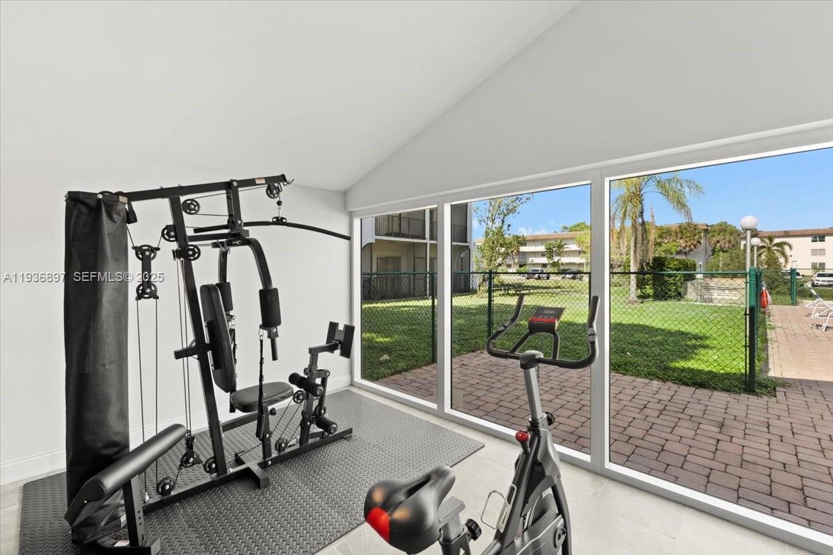 VILLAGE SQUARE CONDO - Residential