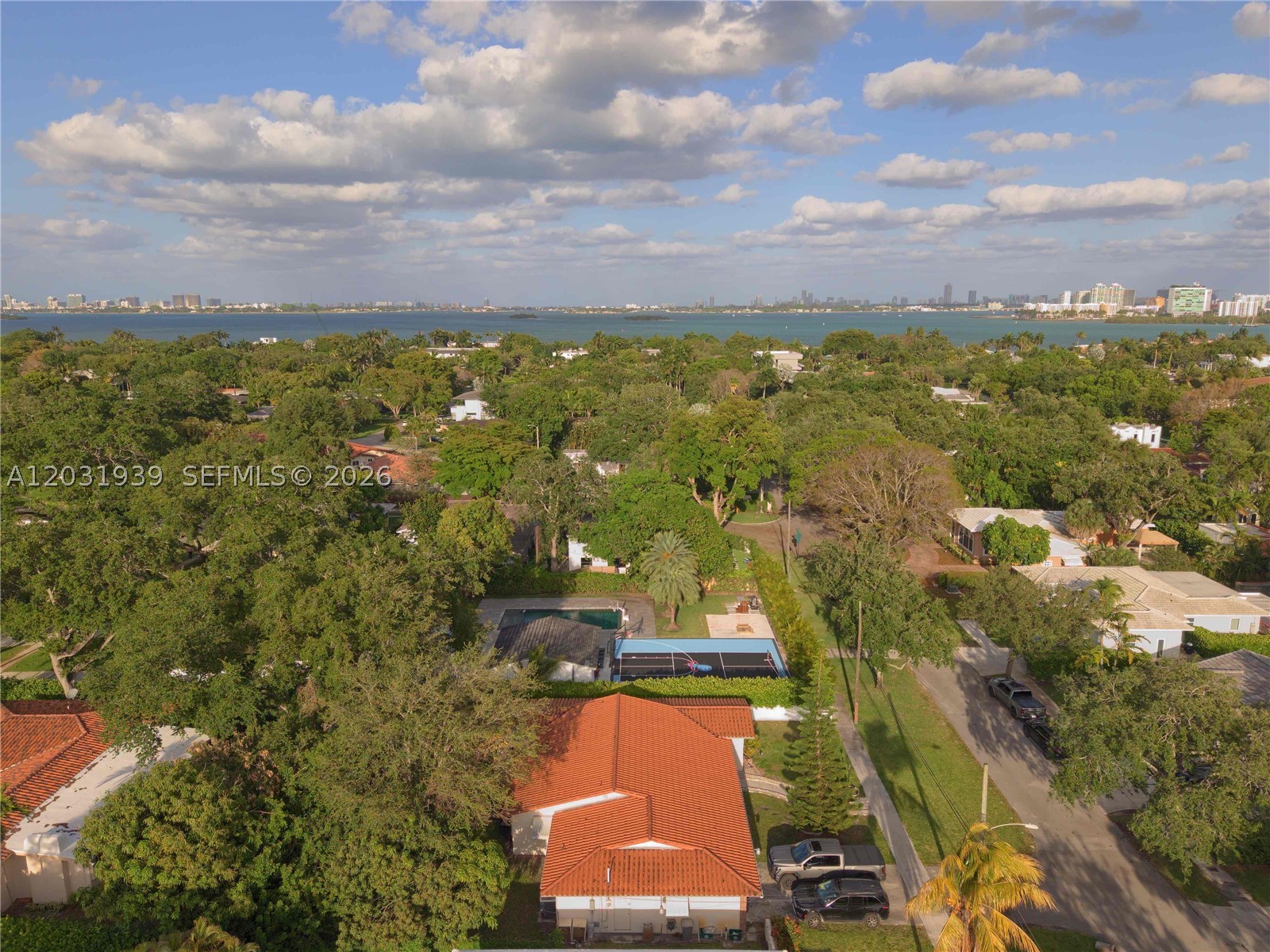 BELVIDERE PARK - Land