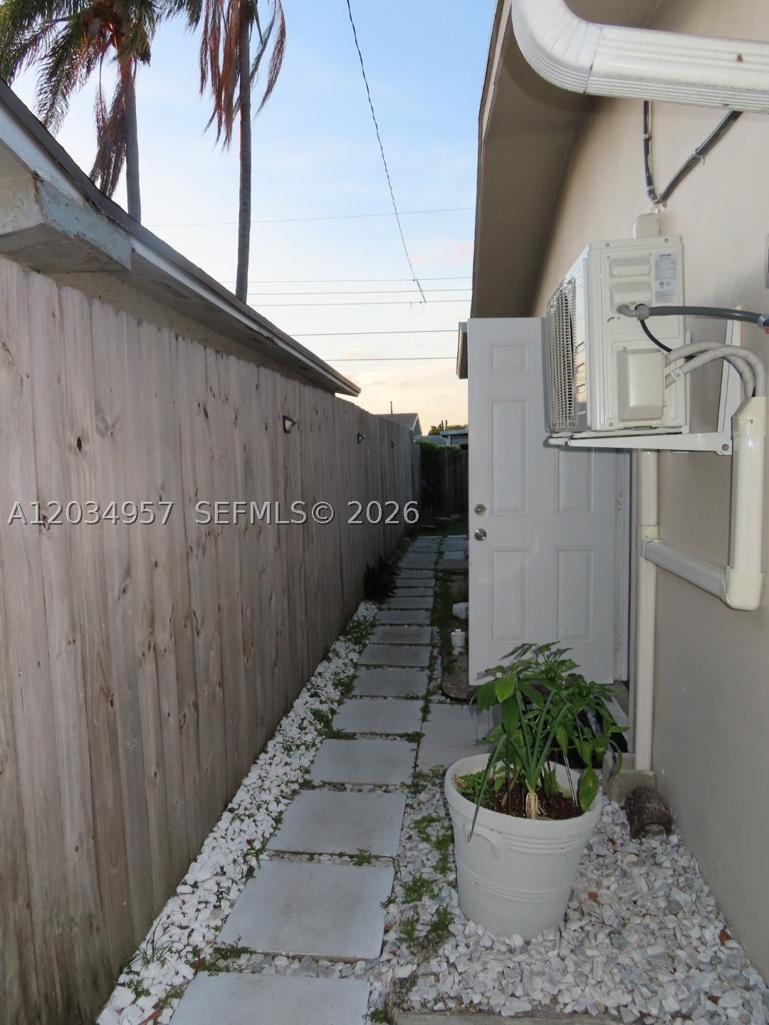BOULEVARD HEIGHTS SEC NIN - Residential Lease