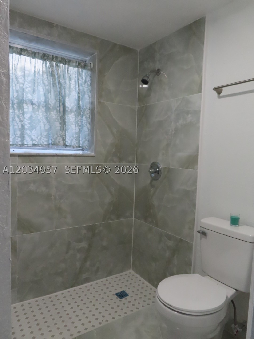 BOULEVARD HEIGHTS SEC NIN - Residential Lease