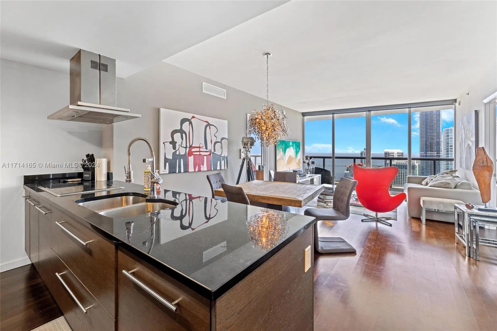 ICON BRICKELL NO TWO - Residential