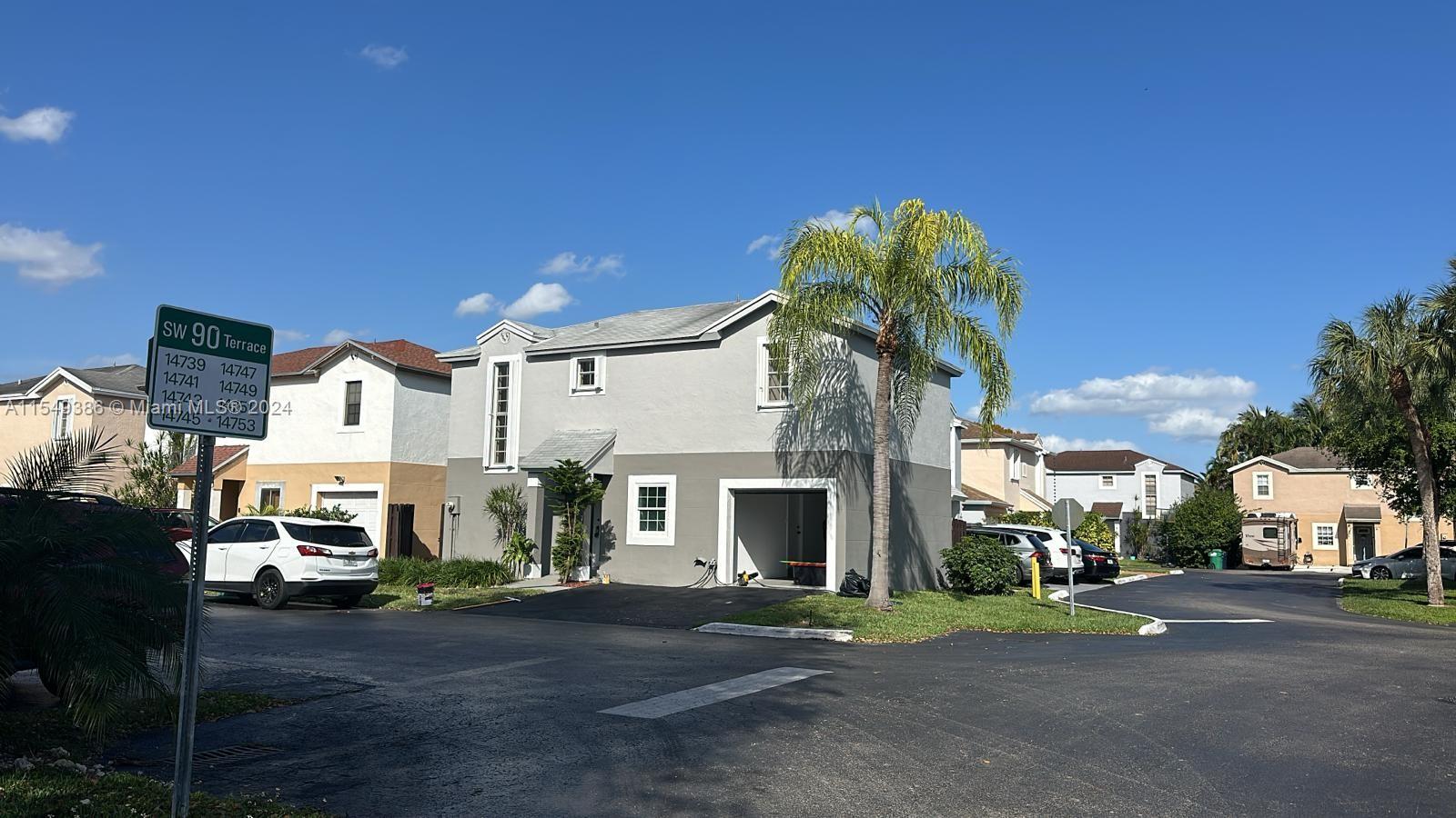 PANACHE SEC 3 - Residential