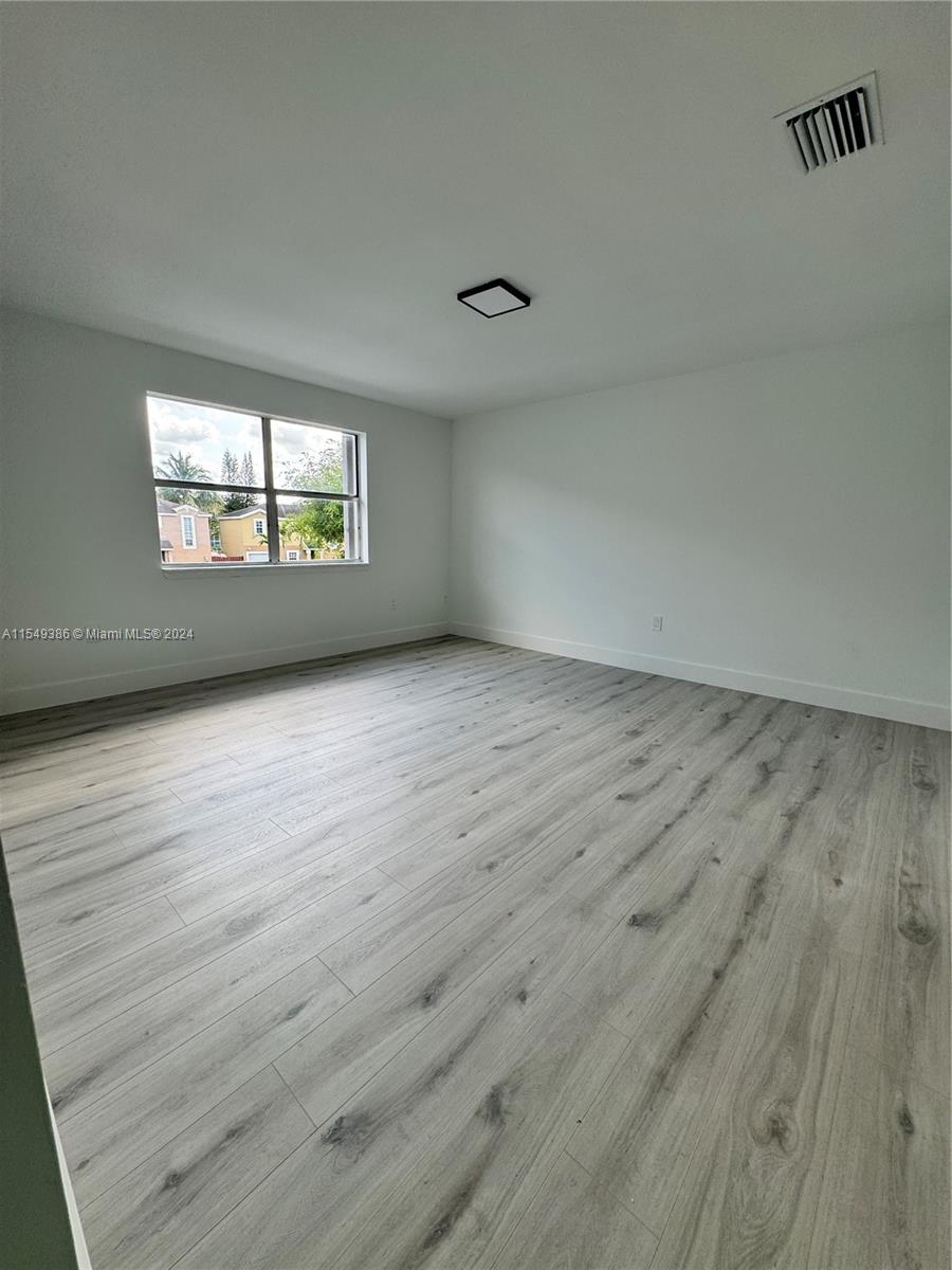 PANACHE SEC 3 - Residential