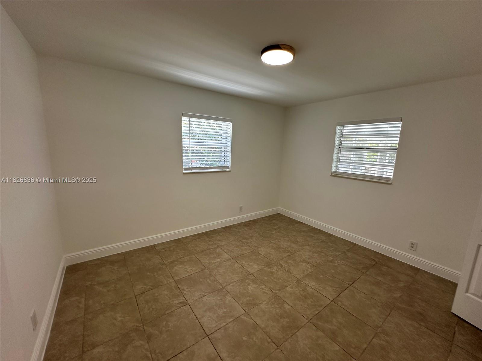 PLAYLAND ISLES - Residential Lease