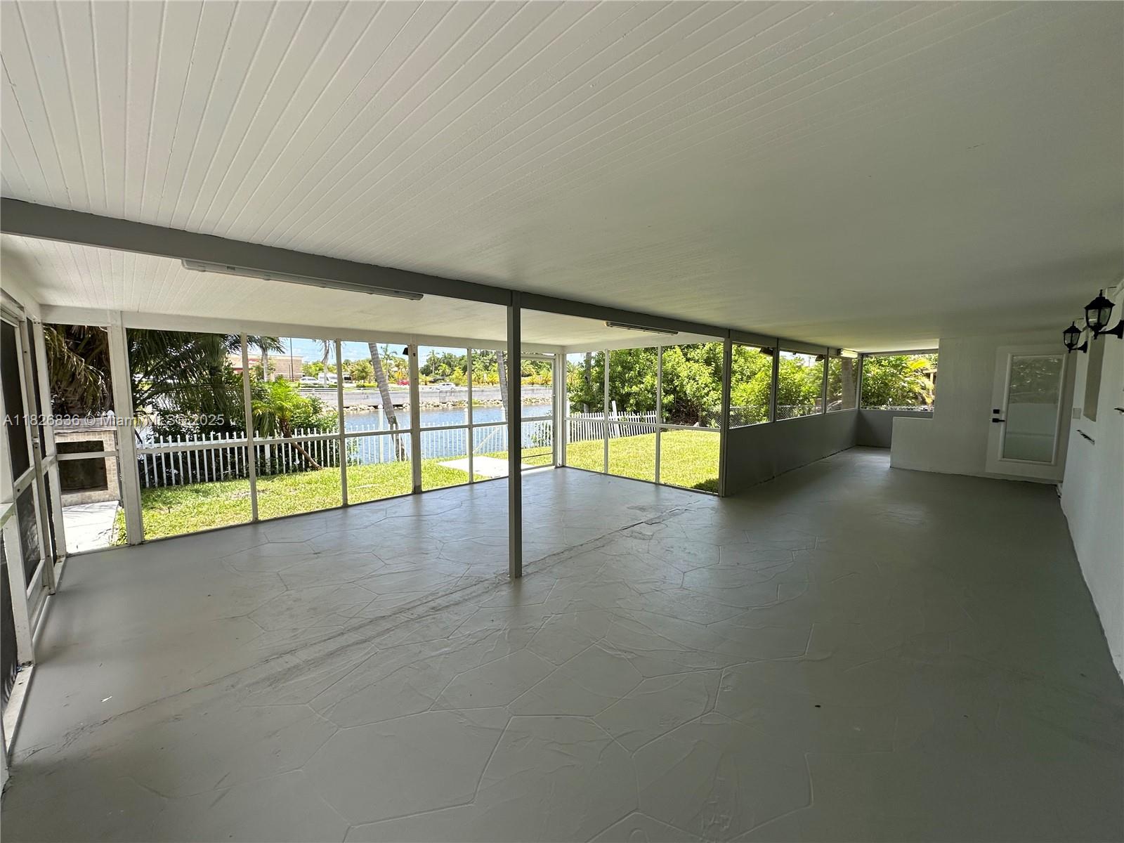PLAYLAND ISLES - Residential Lease